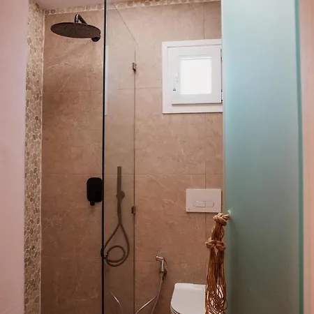 Molos Apartment